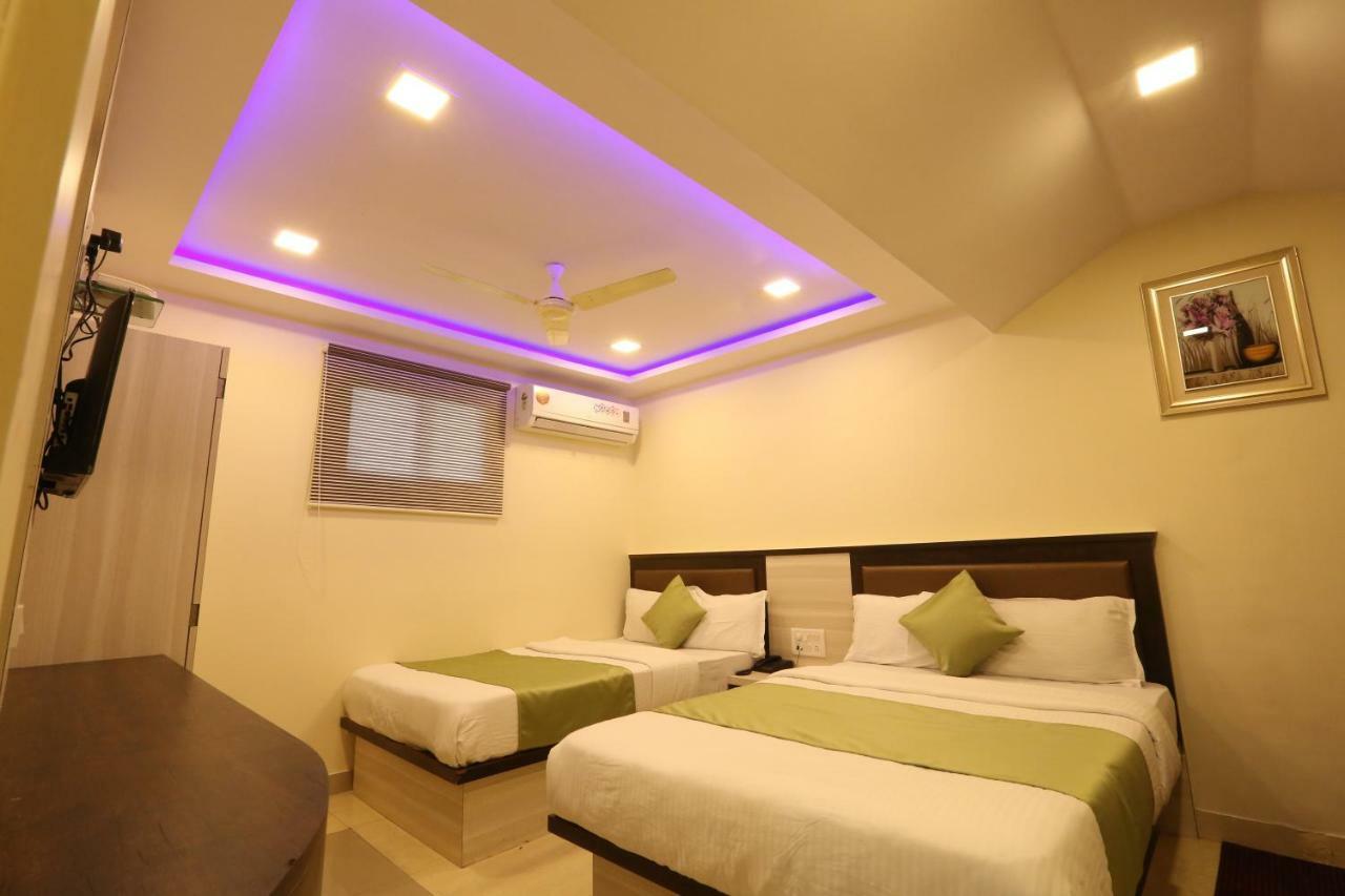Hotel Happyland Mumbai Exterior photo